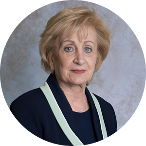Picture of Dr. Maris Lown